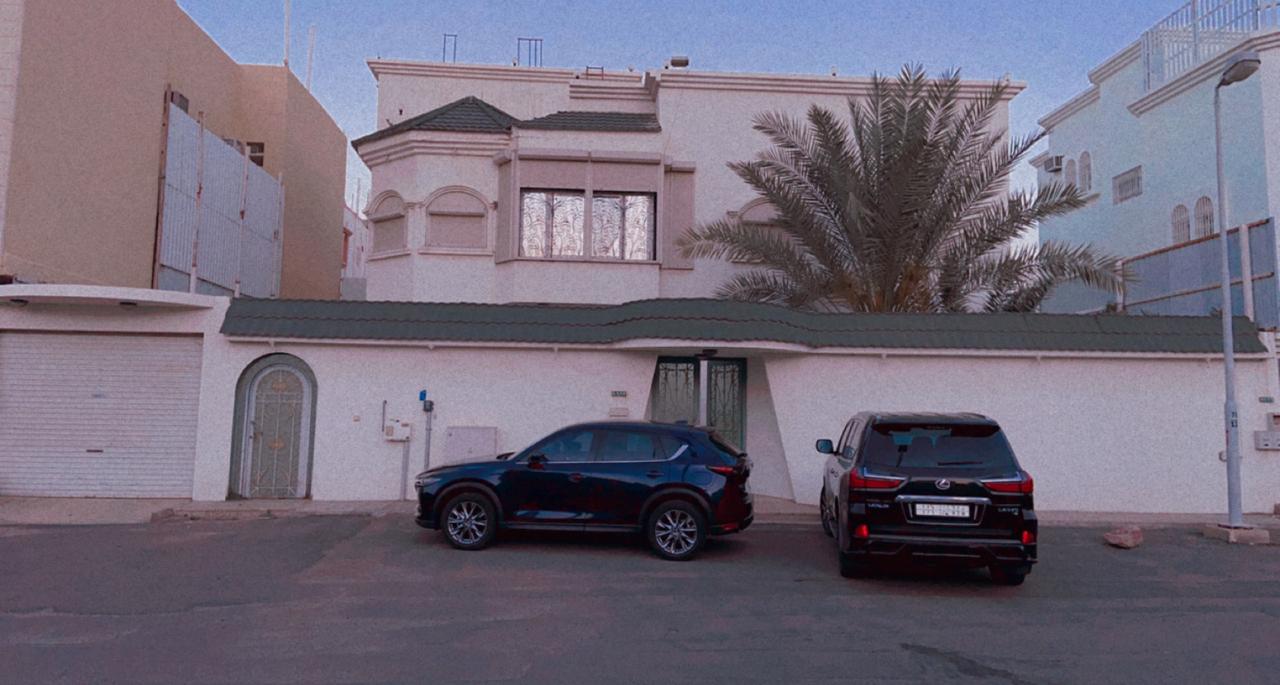 فيلا حي الربيع